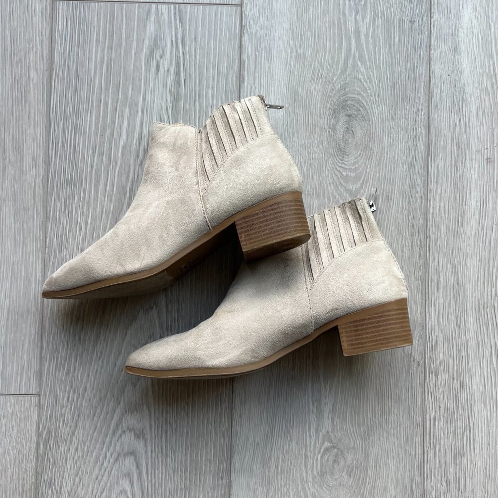 Pink Lily Suede Winter Booties Size 10